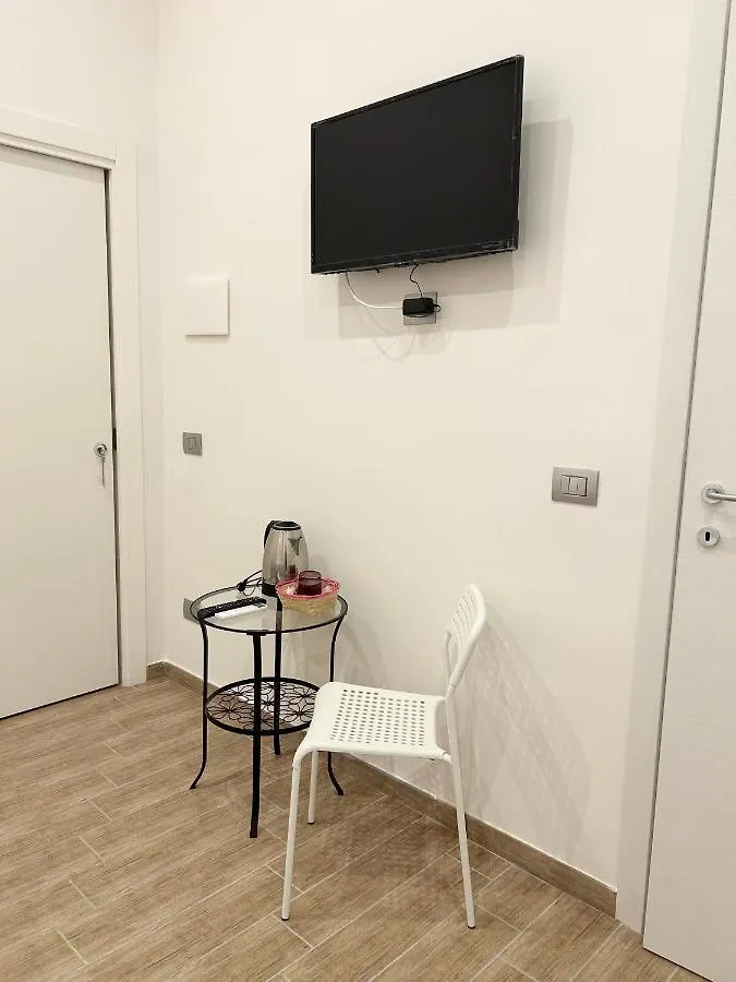 Savastano House Duomo Hotel Naples 0*,
